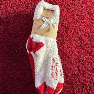 NWT Rae Dunn Christmas cozy socks